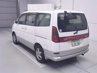 Nissan SERENA  с аукциона в Японии