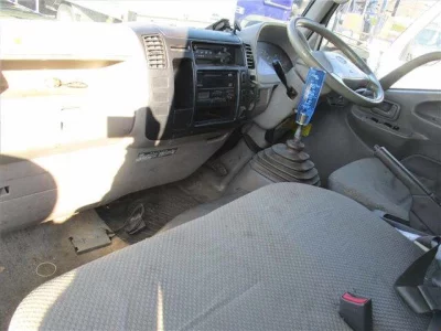 Hino DUTRO  с аукциона в Японии