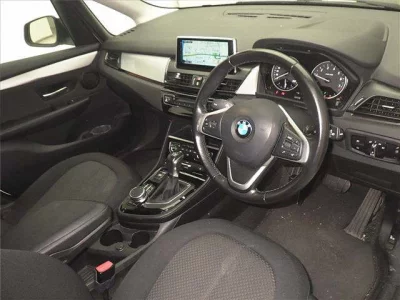 BMW 2-Series  с аукциона в Японии