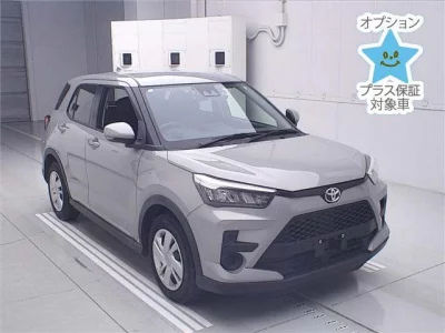Toyota RAIZE  с аукциона в Японии