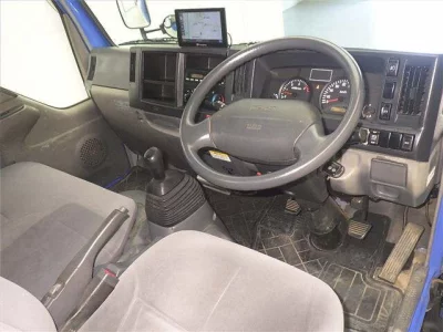 Mazda TITAN  с аукциона в Японии