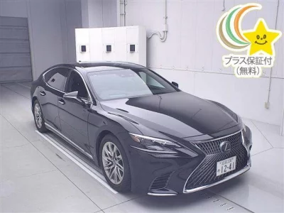 Lexus LS  с аукциона в Японии