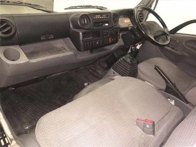 Toyota DYNA  с аукциона в Японии