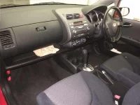 Honda FIT лот № 70638 оценка 4  с аукциона в Японии 3
