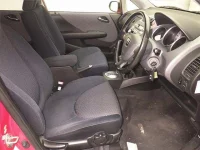 Honda FIT лот № 70638 оценка 4  с аукциона в Японии 4