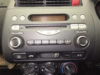 Honda FIT лот № 70638 оценка 4  с аукциона в Японии 5