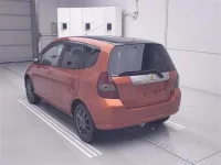 Honda FIT лот № 70638 оценка 4  с аукциона в Японии 1