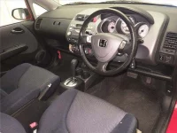 Honda FIT лот № 70638 оценка 4  с аукциона в Японии 2