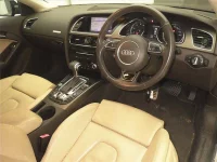 Audi A5 лот № 30112 оценка 4  с аукциона в Японии 2