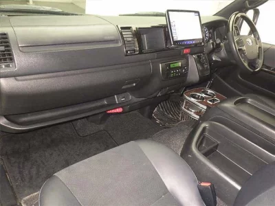 Toyota HIACE VAN  с аукциона в Японии