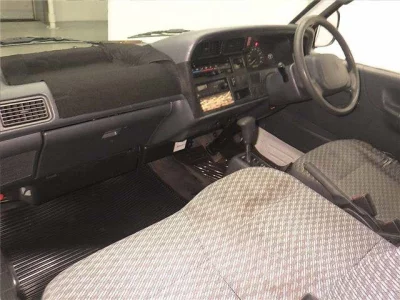 Toyota HIACE VAN  с аукциона в Японии