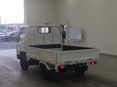 Toyota HIACE TRUCK