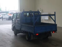 Toyota DYNA лот № 5 оценка 3.5  с аукциона в Японии 1