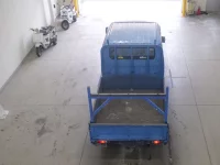 Toyota DYNA лот № 5 оценка 3.5  с аукциона в Японии 2