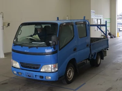 Toyota DYNA  с аукциона в Японии