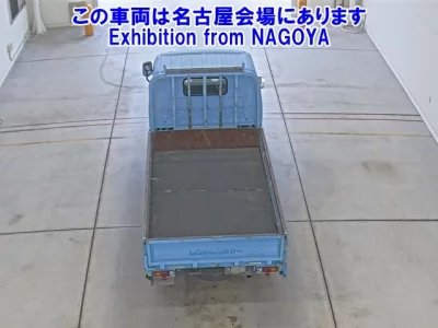 Toyota DYNA  с аукциона в Японии