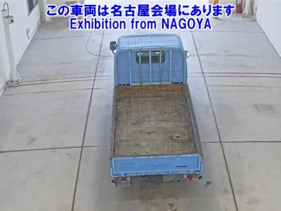 Toyota DYNA  с аукциона в Японии