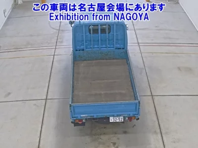 Toyota DYNA  с аукциона в Японии