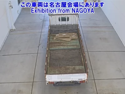 Toyota DYNA  с аукциона в Японии