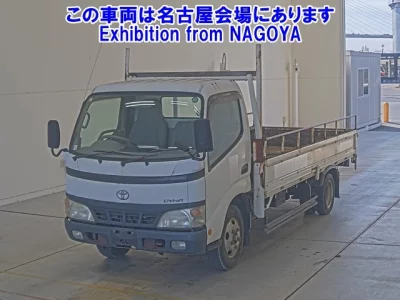 Toyota DYNA  с аукциона в Японии