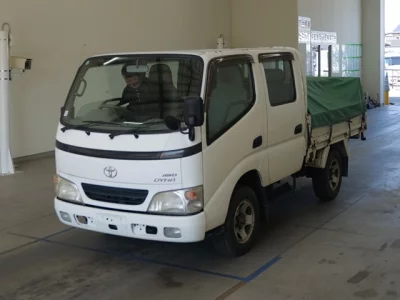 Toyota DYNA  с аукциона в Японии