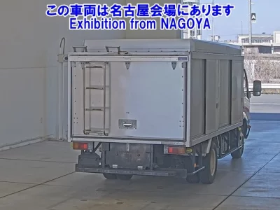 Toyota DYNA  с аукциона в Японии