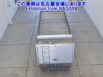 Toyota DYNA  с аукциона в Японии