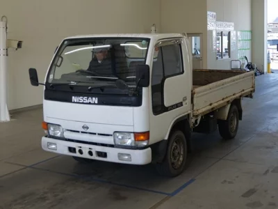 Nissan ATLAS  с аукциона в Японии