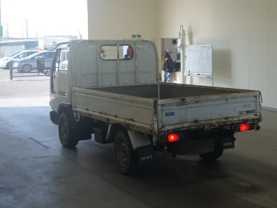 Nissan ATLAS  с аукциона в Японии