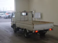 Nissan ATLAS лот № 1208 оценка 3.5  с аукциона в Японии 1