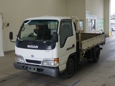 Nissan ATLAS  с аукциона в Японии