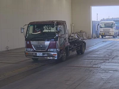Nissan TRUCK  с аукциона в Японии