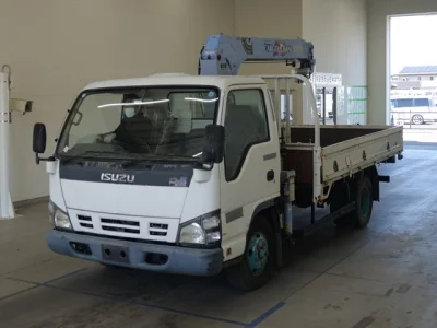 Isuzu ELF