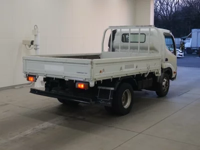 Hino DUTRO  с аукциона в Японии