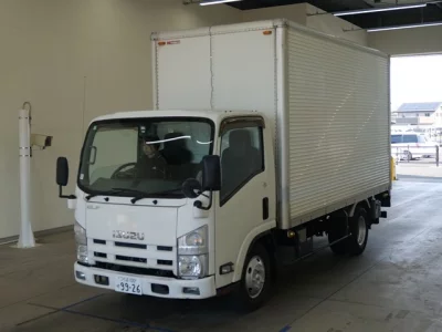 Isuzu ELF