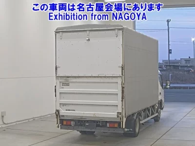 Hino TRUCK