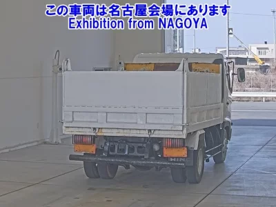 Hino TRUCK