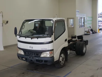 Hino DUTRO  с аукциона в Японии
