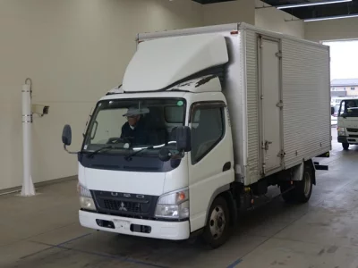Mitsubishi CANTER  с аукциона в Японии