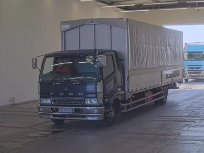 Mitsubishi FUSO TRUCK  с аукциона в Японии