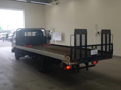 Mazda TITAN  с аукциона в Японии