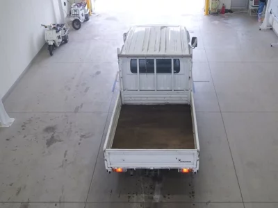 Mazda TITAN  с аукциона в Японии