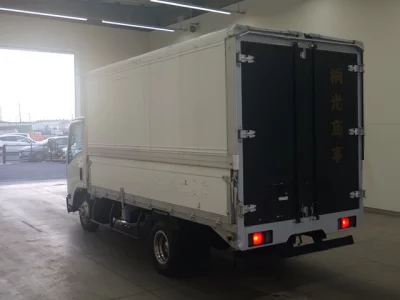 Mazda TITAN  с аукциона в Японии