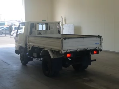 Mazda TITAN  с аукциона в Японии