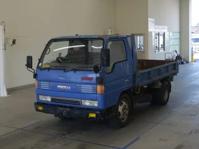 Mazda TITAN  с аукциона в Японии