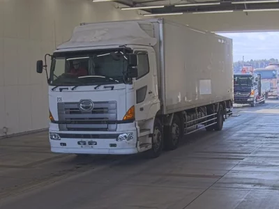 Hino PROFIA  с аукциона в Японии