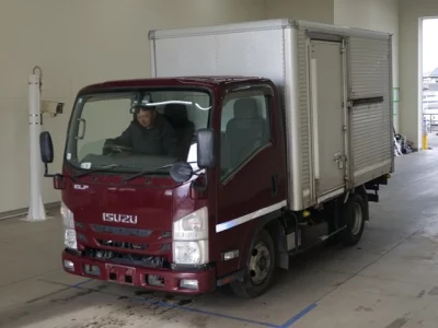 Isuzu ELF