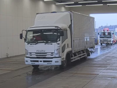 Isuzu FORWARD
