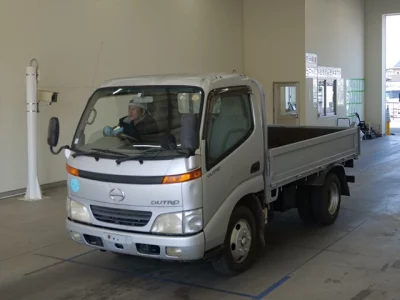 Hino DUTRO  с аукциона в Японии