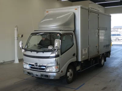 Hino DUTRO  с аукциона в Японии